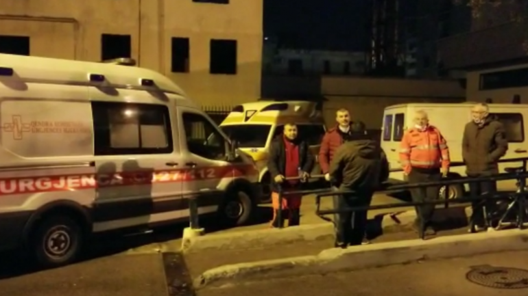 ZJARRI NË SPITALIN E DURRËSIT/ Prokuroria nis hetimet, sekuestrohen dosjet e rrjetit dhe raportet e mirëmbajtjes