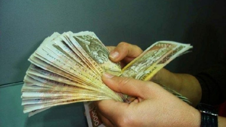 MASHTRIM ME KREDITË NË BERAT/ Zbulohet grupi prej 6 personash, ja si përfitonin