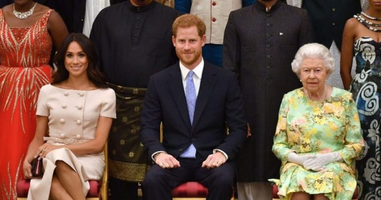 “NUK MË PËRFAQËSOJNË MË”/ Mbretëresha merr vendimin drastik për Princ Harryn e Meghan Markle