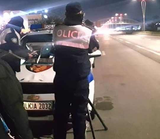 POLICIA NXJERR FILMIMET/ Ja çfarë ndodhi mbrëmë në autostradën Tiranë-Durrës, thirrje e fortë për këta qytetarë