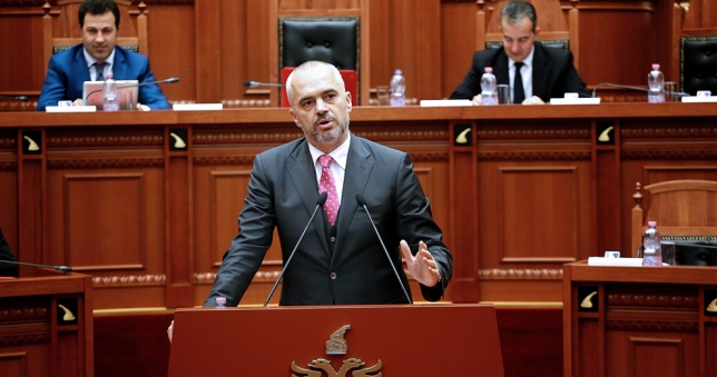 “MASA EKSTREME”/ Rama: Të shemben godinat që shkelin lejet e ndërtimit, “KÇK” ka gjunjëzuar shtetin