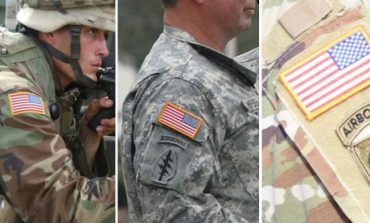 KJO VIDEO SHPJEGON DILEMËN/ Pse flamuri amerikan është i vendosur mbrapsht në uniformën e ushtrisë