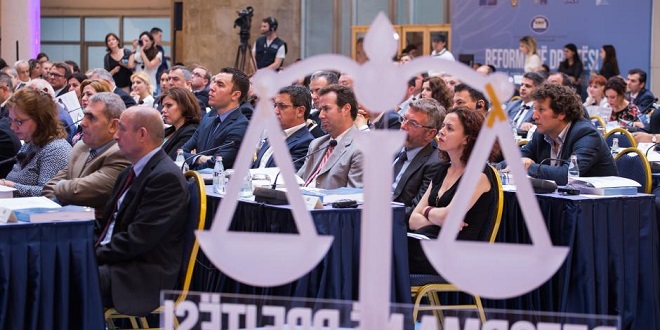 BILANCI “DRAMATIK” I VETTING-ut/ Në dy vite u shkarkuan 83 gjyqtarë e prokurorë, 25 dhanë dorëheqjen