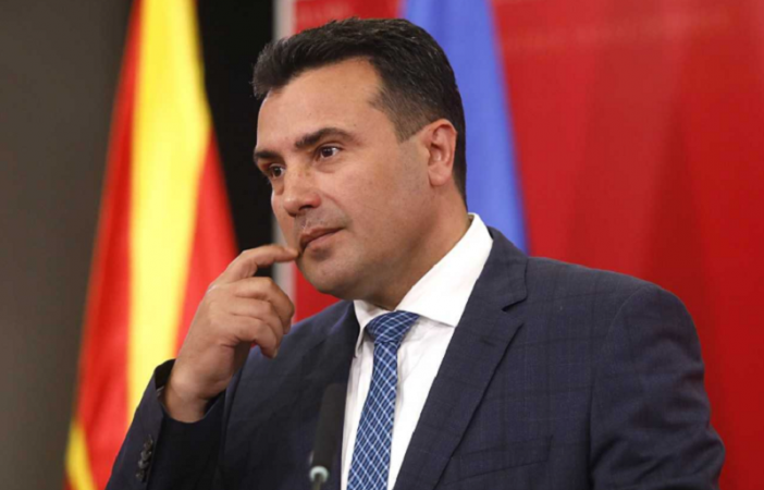 ZGJEDHJET/ Kryeministri i Maqedonisë së Veriut Zoran Zaev firmos dorëheqjen, pritet të votohet qeveria teknike