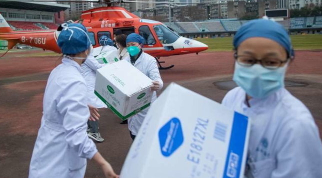 KORONAVIRUSI/ Shkon në 425 numri i të vdekurve, shënohet viktima e parë në Hong Kong