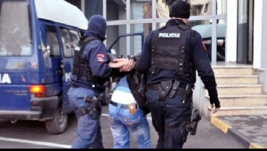 DO PËRBALLET ME OFL-NË/ Kush është i rrezikshmi i Beratit i dënuar për drogë… (EMRI)