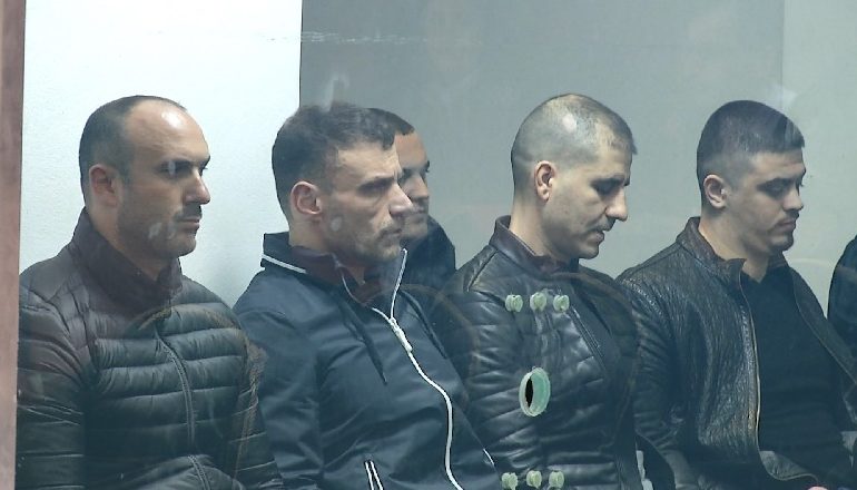 MUNGESA E GJYQËTARËVE/ Shtyhet sërish seanca në Apel për grupin e Shullazit