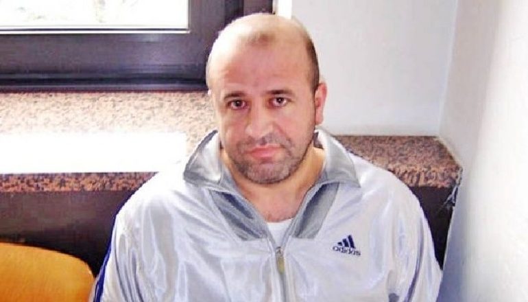 OPERACIONI FORCA E LIGJIT/ Dyshohet për pasuri të paligjshme. Lulzim Berisha dorëzon formularin