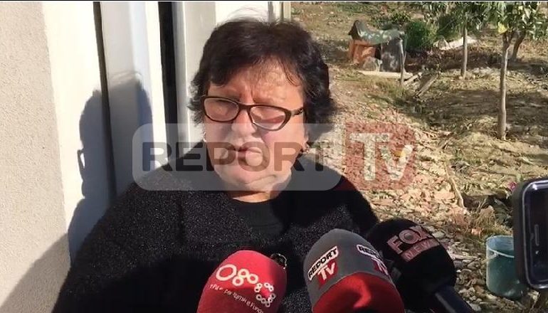 U PLAGOS NGA EFEKTIVI FNSH/ Flet bashkëshortja e 70-vjeçarit: Është makina e tretë që na hyn në oborr
