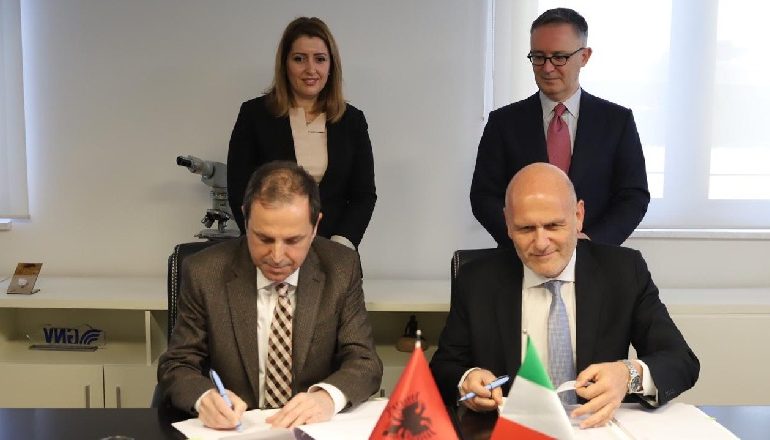 MARRËVESHJE ME ITALINË/ Ministria e Shëndetësisë: 10 pacientë do të trajtohen çdo vit në Bari