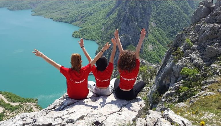 NGA MUZIKA TE SPORTI/ Çfarë mund të bëni këtë fundjavë nëse keni vendosur të mos dilni jashtë Tirane