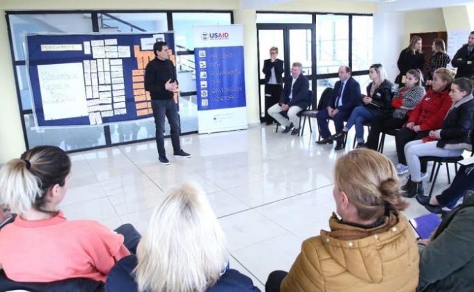 PROJEKT I RI NË KAMËZ/ Synon fuqizimin ekonomik të grave si dhe mbështetjen për…