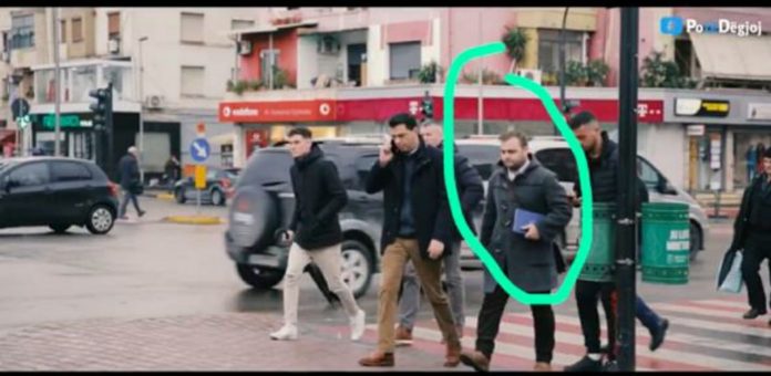 NË SHKELJE TË LIGJIT/ Audituesi i KLSH-së aktron në videon e inskenuar të Lulzim Bashës (FOTO)
