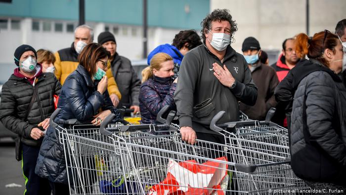 KORONAVIRUSI/ Italia në rrethim, në disa zona jeta publike gati është paralizuar