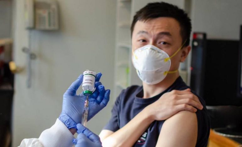 VIRUSI VDEKJEPRURËS/ Kina teston te minjtë vaksinën e parë provë