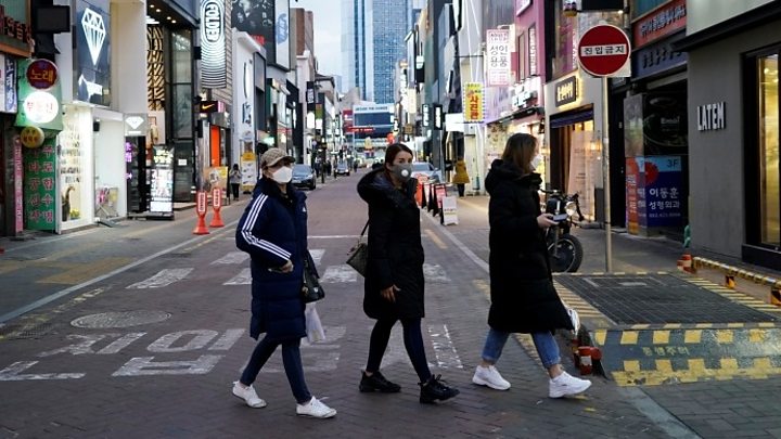 KORONAVIRUSI/ OBSH zbarkon në Wuhan, Korea e Jugut epiqendër e re e epidemisë