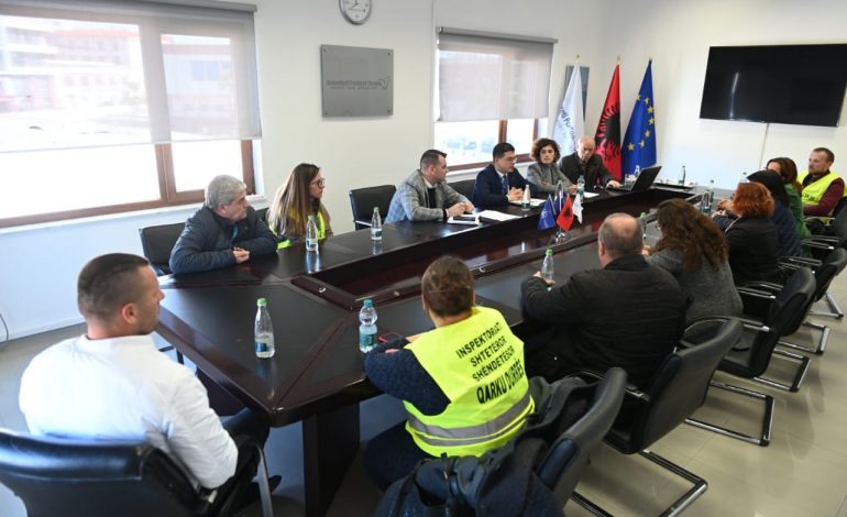 NGA PORTI I DURRËSIT/ 8 mjekë kontrollojnë udhëtarët që vijnë nga Italia
