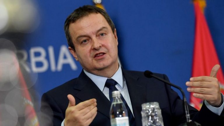 HEQJA PJESËRISHT E TAKSËS PËR SERBINË/ Daçiç: Është lojë politike e Albin Kurtit