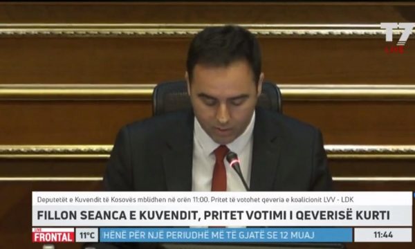 VOTIMI I QEVERISË SË RE TË KOSOVËS/ Konjufca tërhiqet nga detyra e kryeparlamentarit, seancën e udhëheq Nagavci