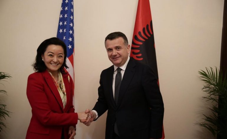 ZBARDH MESAZHET E TAKIMIT ME YURI KIM/ Balla: Mbështetja e SHBA për Shqipërinë, të shoqërohet me investime në sektorë strategjikë e prioritarë