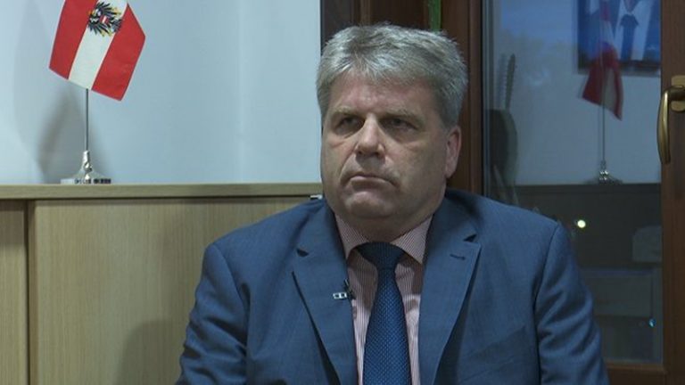 AUSTRIA MBËSHTET HAPJEN E NEGOCIATAVE PËR SHQIPËRINË/ Ambasadori Steiner: Shpresoj që të gjitha vendet europiane të përgjigjen pozitivisht