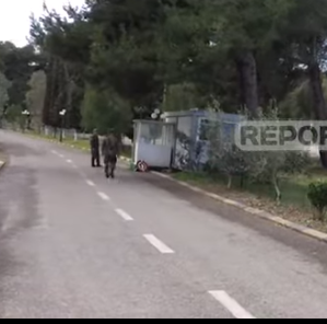 KORONAVIRUSI/ Kjo është konvaleshenca e ushtarakëve në Durrës ku do të ndërtohet karantina për të prekurit (VIDEO)