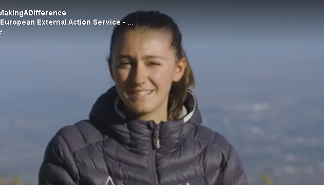 VAJZA NGA PEJA/ Më e reja në botë që “pushtoi” malin e Everestit (VIDEO)