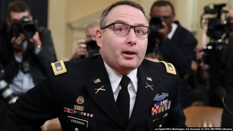 DËSHMUAN KUNDËR TIJ NË SENAT/ Trump shkarkon dy zyrtarë të lartë pas përfundimit të gjykimit