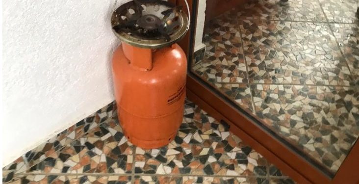 “BOMBOLA E GAZIT ISHTE E MBYLLUR…”/ ISHTI: Familja Tola mund të jetë asfiksuar nga tymi i…