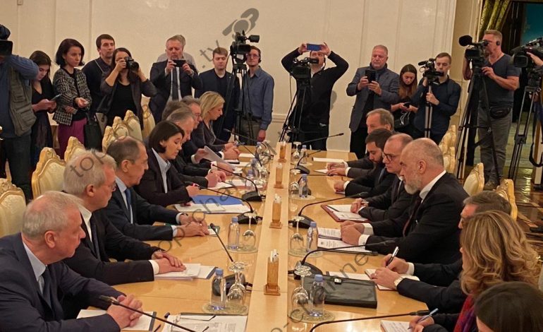 TAKIMI HISTORIK RAMA-LAVROV/ Kryeministri: Detyra jonë është që të shkojmë para përmes dialogut