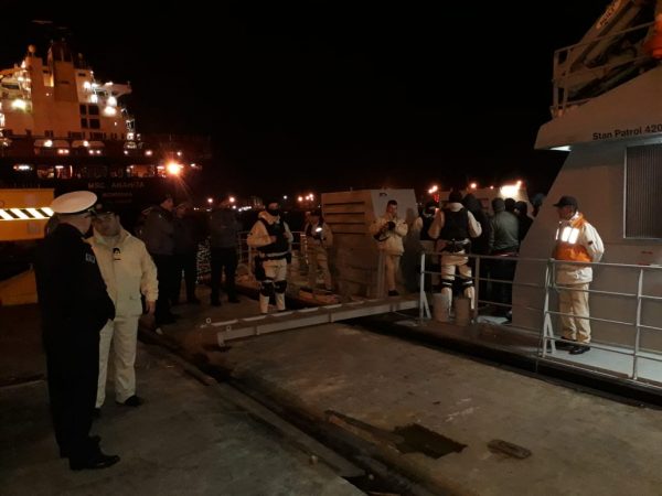 2 MIJË EURO PËR ITALI/ Emigrantët e tmerruar: Si na kontaktuan trafikantët në Tiranë, skafi u ça dhe…