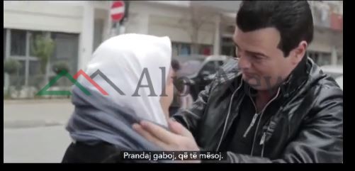“NJË GABIM, NJË MËSIM…”/ Video EPIKE e aktorit që imiton Bashën: Kur më thonë “o kryeministër” më kap një shtrëngim