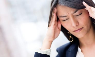 MOS I ANASHKALONI/ Këto gjashtë lloje të dhimbjeve të kokës janë të rrezikshme