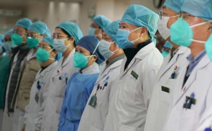 KORONAVIRUSI/ Kinë, edhe ekspertë të mjekësisë tradicionale në luftën kundër epidemisë