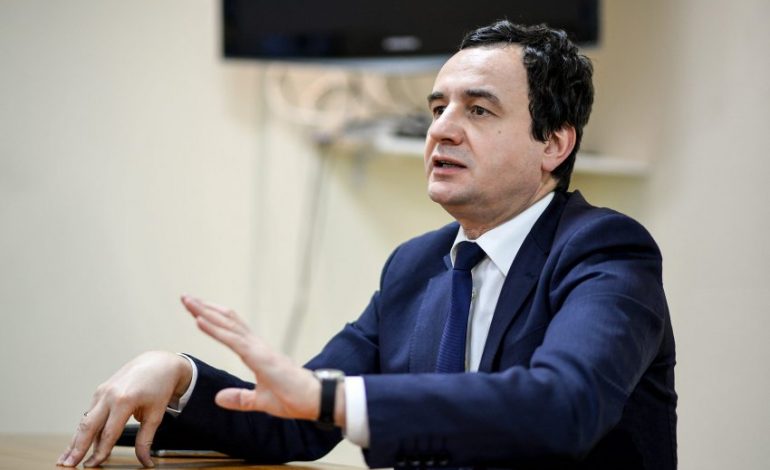 KURTI POROSIT MINISTRAT/ “Mos urdhëroni duke ndenjur ulur nëpër kolltukë, të flemë dhe të zgjohemi me programin qeverisës”