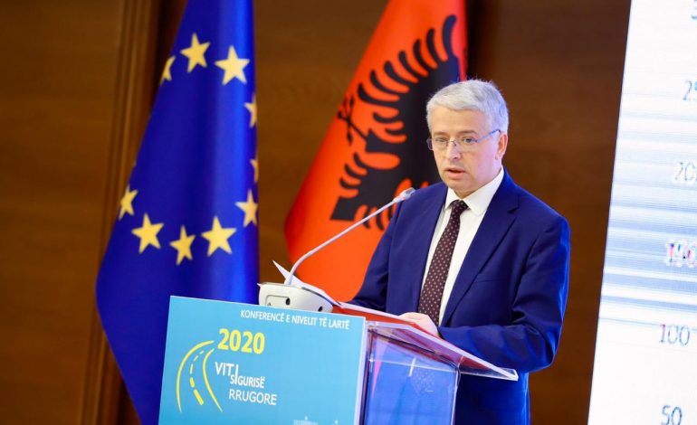 “SIGURIA RRUGORE 2020″/ Lleshaj: Ulja me 40% e aksidenteve në 2019, lajm jashtëzakonisht inkurajues