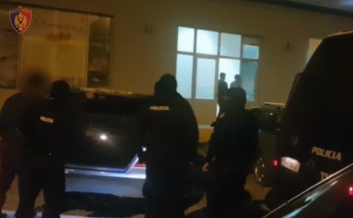 SHPËRTHIM NË LEZHË/ I vendoset eksploziv dyqanit. Familja: Nuk kemi konflikte