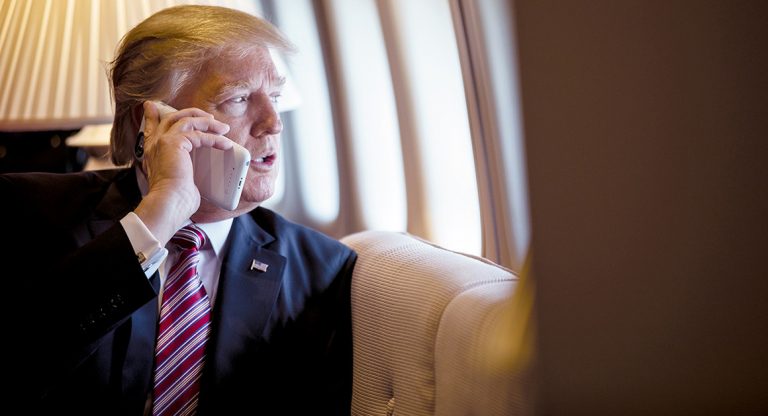 TELEFONATA ME PRESIDENTIN E KINËS/ Trump: Me ngrohjen e motit koronavirusi do të zhduket
