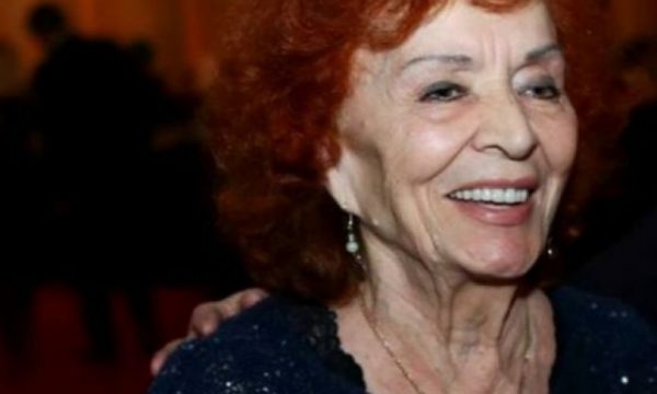 AMANETI I FUNDIT I NEXHMIJE PAGARUSHËS/ “Varrimi vetëm me praninë e familjarëve”