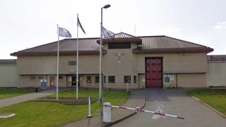 ALARMOHEN AUTORITETET BRITANIKE/ Dy të burgosur po testohen për koronavirus