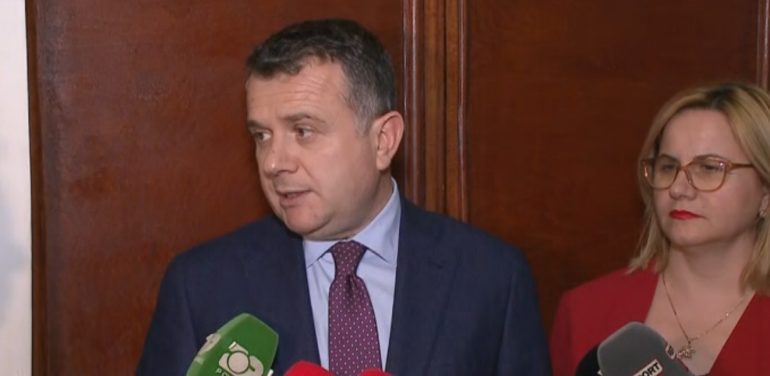 “NË SKANERIN E “ANTI-KÇK” DO KALOJNË TË GJITHË”/ Balla: Mos u habisni kur javët në vijim të goditen…