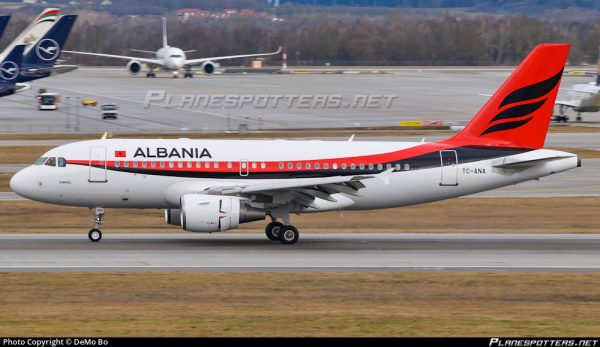 E VËRTETA E AVIONIT TË DHURUAR NGA TURQIA/ I përket Air Albania