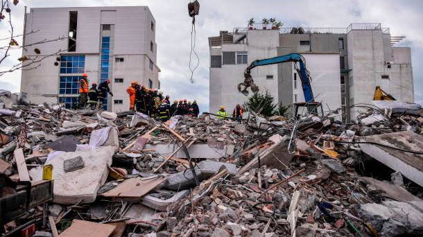 QEVERIA PUBLIKON HARTAT/ Ja zonat e reja ku do të rindërtohen banesat e prekura nga tërmeti i 26 nëntorit (FOTO)