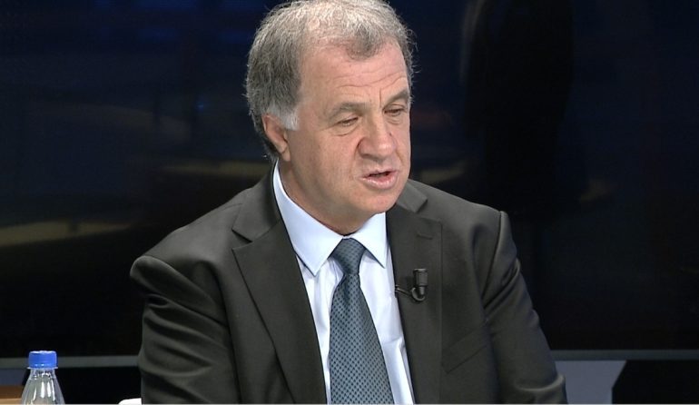 “ISHTE NJË KËNGËTARE E MREKULLUESHME”/ Edmond Zhulali: Nexhmije Pagarusha do të mbetet unike! (VIDEO)