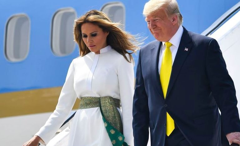 UDHËTIM NË INDI/ Çifti Trump viziton “monumentin e dashurisë”