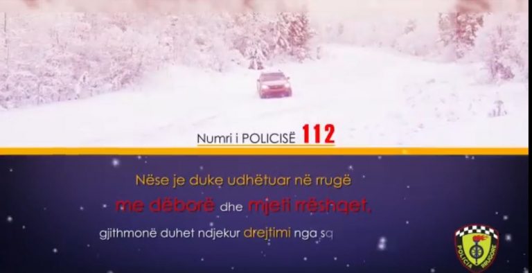 “MOS BËJ SHAKA NË RRUGË TË TILLA”/ Policia apel shoferëve: Ja këshillat nëse po udhëtoni mbi dëborë apo akull (VIDEO)