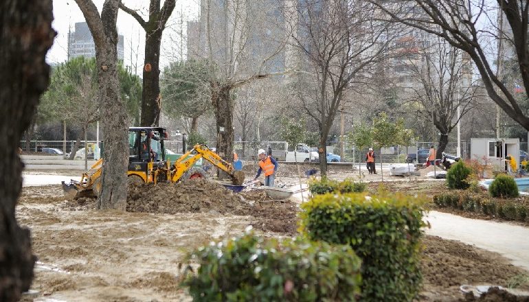 TRANSFORMOHET PARKU RINIA/ Hapësira për fëmijët, gjyshërit dhe katërputroshët. Veliaj: Kartolina e këtij 100-vjetori