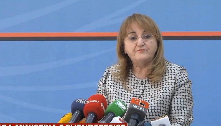 KORONAVIRUSI/ U vizitua në spital nga një i afërm që erdhi nga “zonat e kuqe” të Italisë, pacienti u infektua vetë dhe më pas…