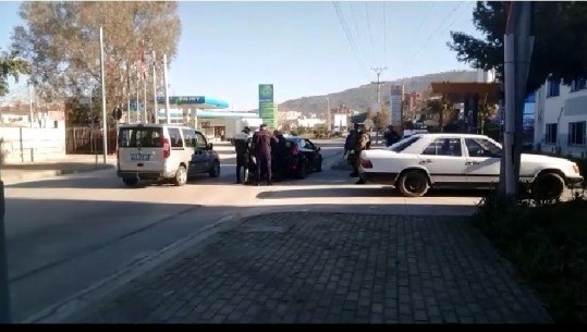 KORONAVIRUSI/ Policia dhe ushtria në terren për epideminë në Lushnje