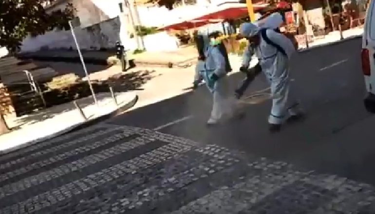 KORONAVIRUSI/ Durrësi i nënshtrohet dezinfektimit, Varfaj: Jo vetëm qendra, por edhe periferitë
